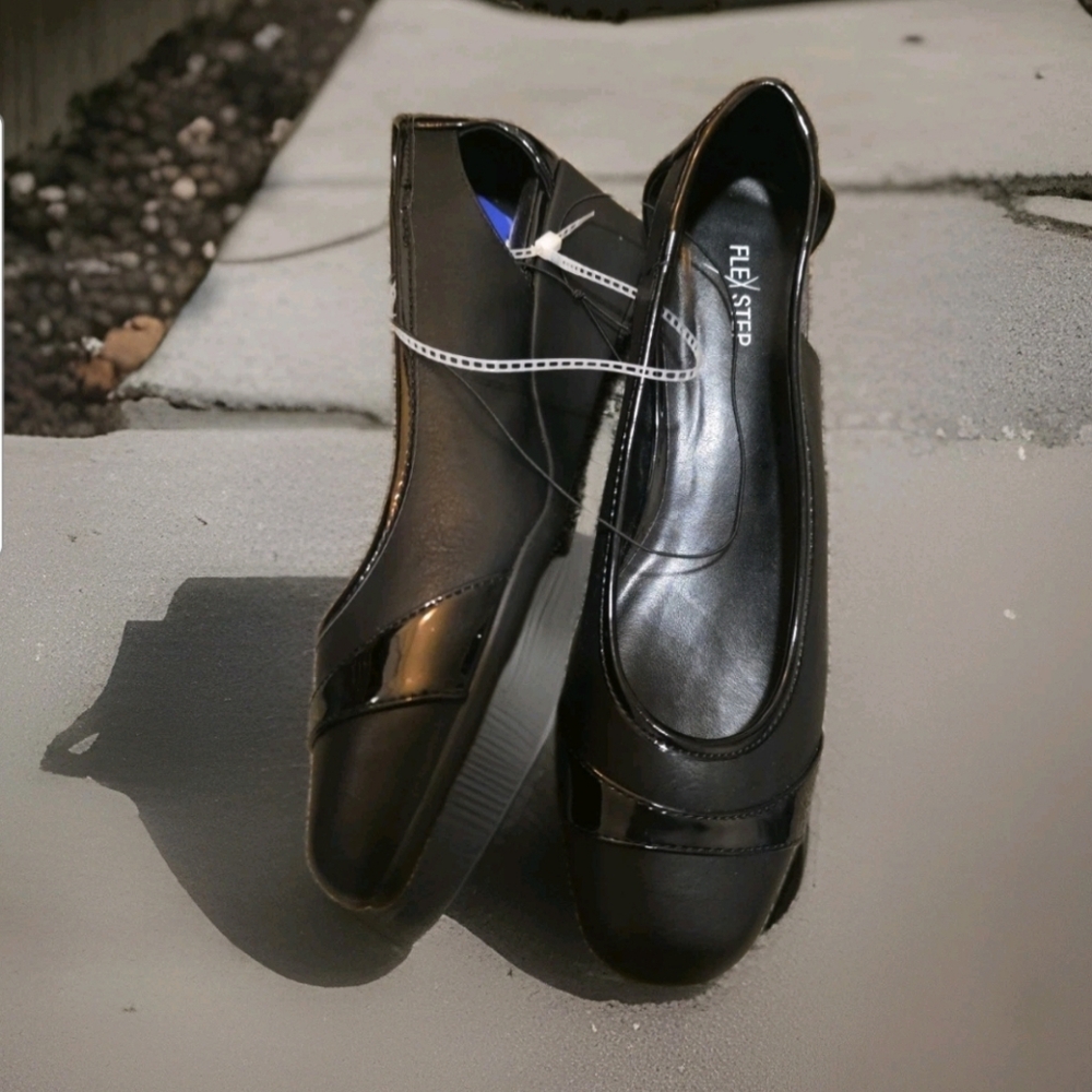 SOLD - Picture 3 of 3